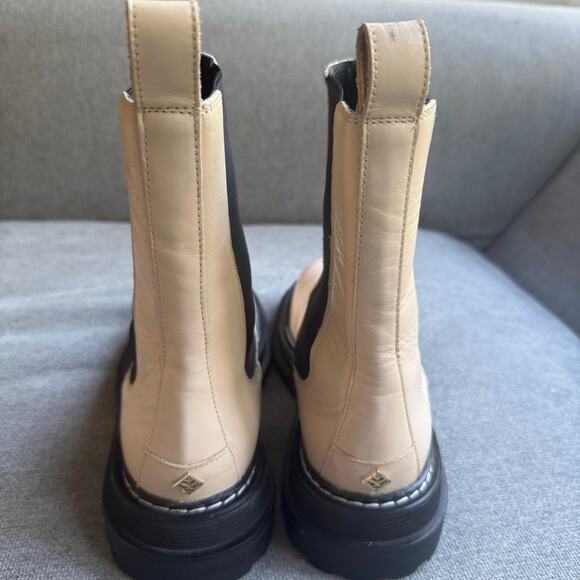 Sandro Liam Chelsea Ivory Cream Leather Boot Pull-on Boho Sz 37 US 6.5 - Picture 4 of 13